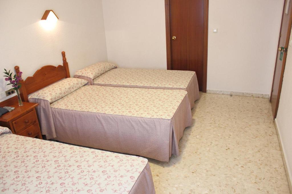 קורדובה Hotel Abadi חדר תמונה