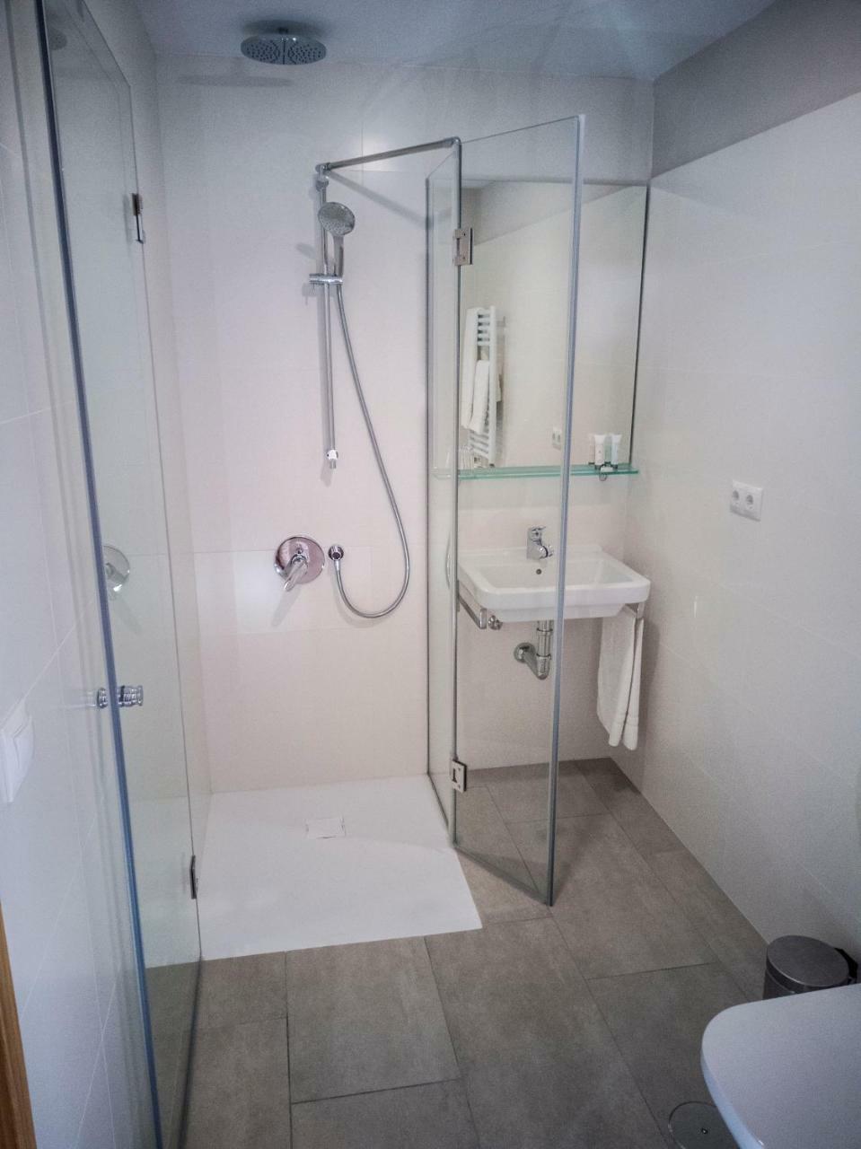 קורדובה Hotel Abadi מראה חיצוני תמונה