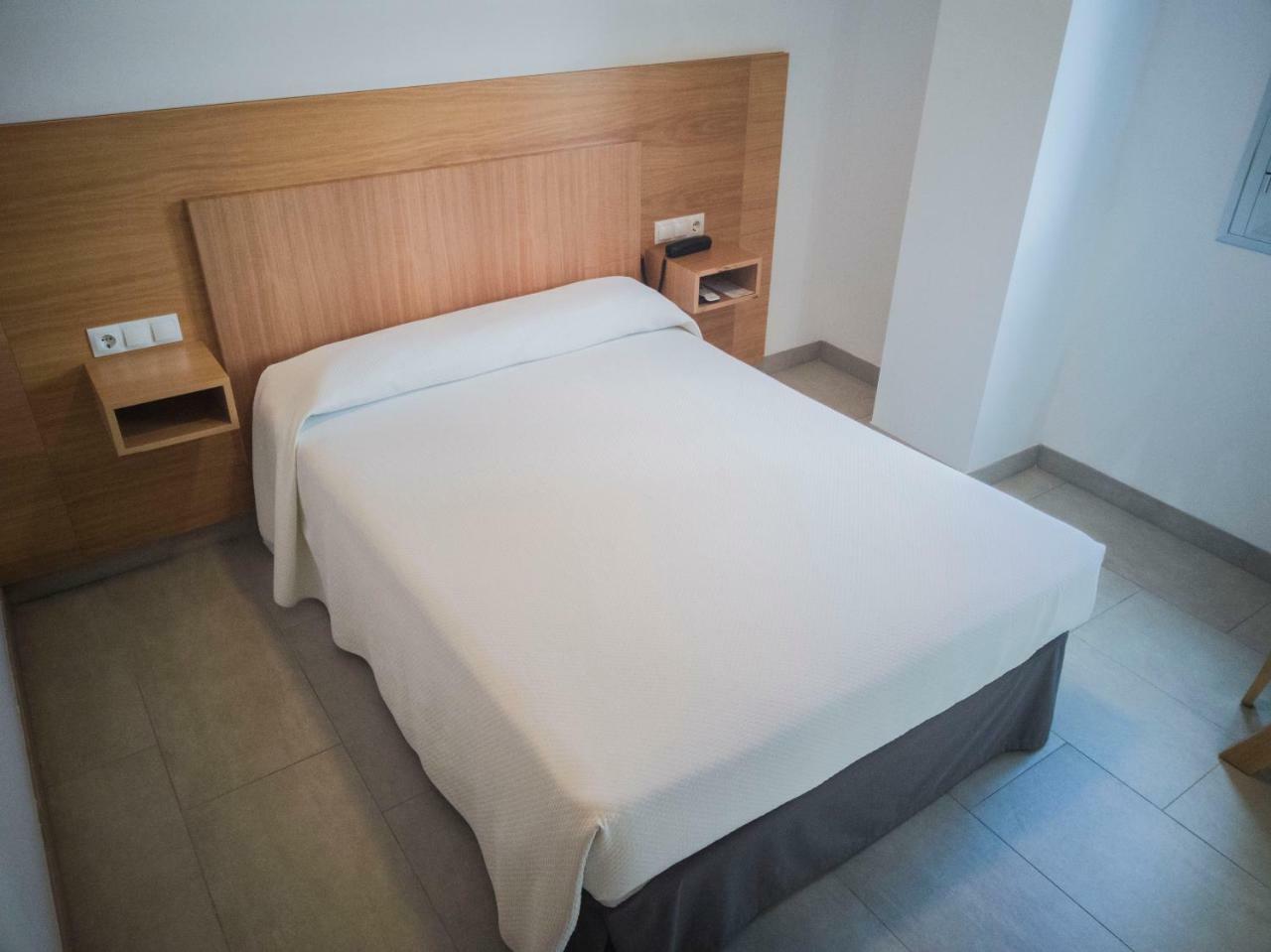קורדובה Hotel Abadi מראה חיצוני תמונה