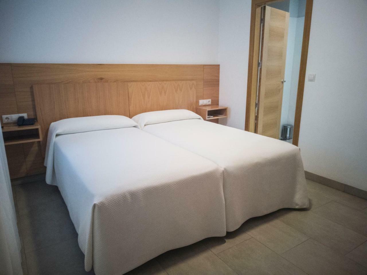 קורדובה Hotel Abadi מראה חיצוני תמונה