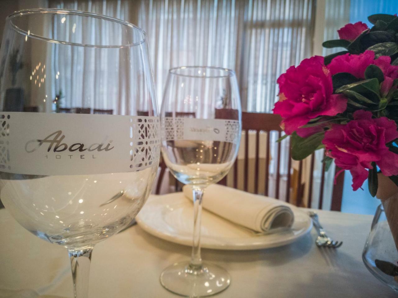 קורדובה Hotel Abadi מראה חיצוני תמונה
