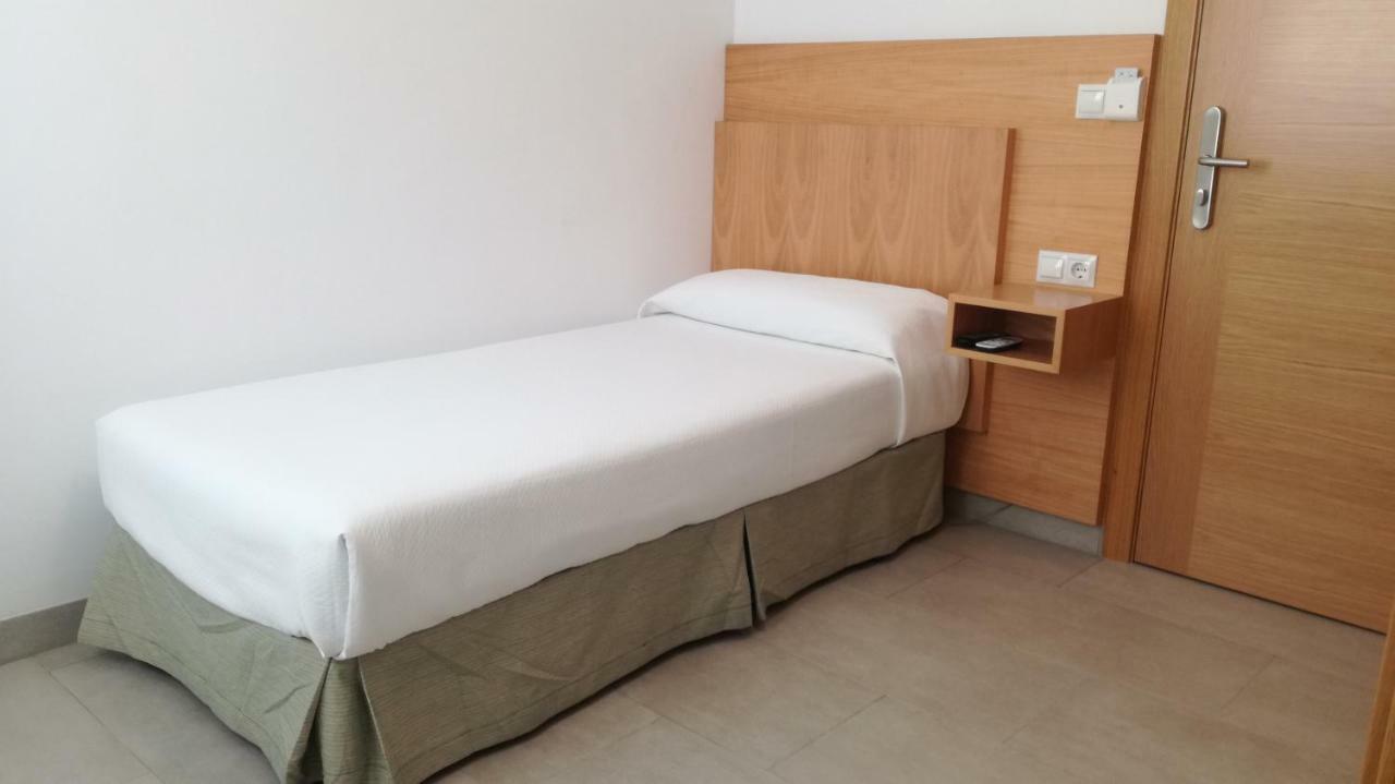 קורדובה Hotel Abadi מראה חיצוני תמונה